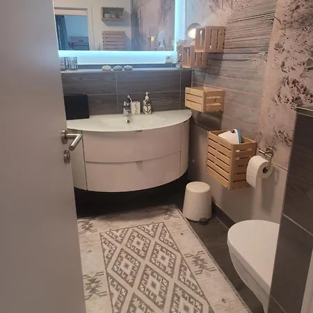 Südterrasse Mit Kamin Bj 2019
